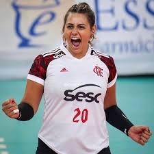Giovana Gasparini está de volta ao Sesc-RJ/Flamengo para buscar novos títulos.